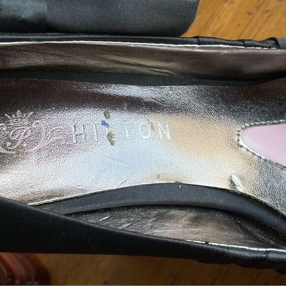 Paris Hilton platformโBowโDetailโPleatedโstilettoโheelsโsizeโ9โ1/2 - Picture 12 of 16